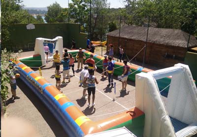 futbolín humano, actividades familiares, grupos y empresas