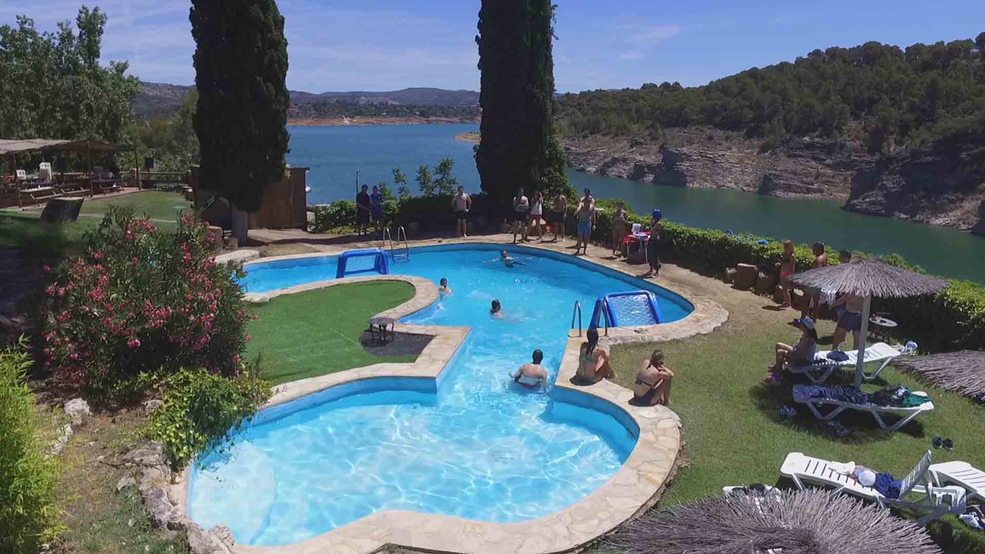 Hotel pantano vacacions familiares, eventos, cumpleaños, piscina